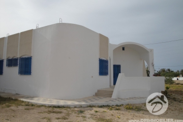 L 42 -                            بيع
                           Villa Djerba